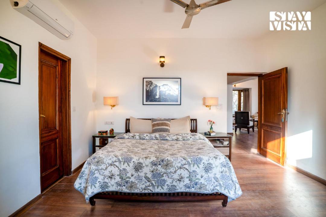 Photo of Bedroom in Kasauli
