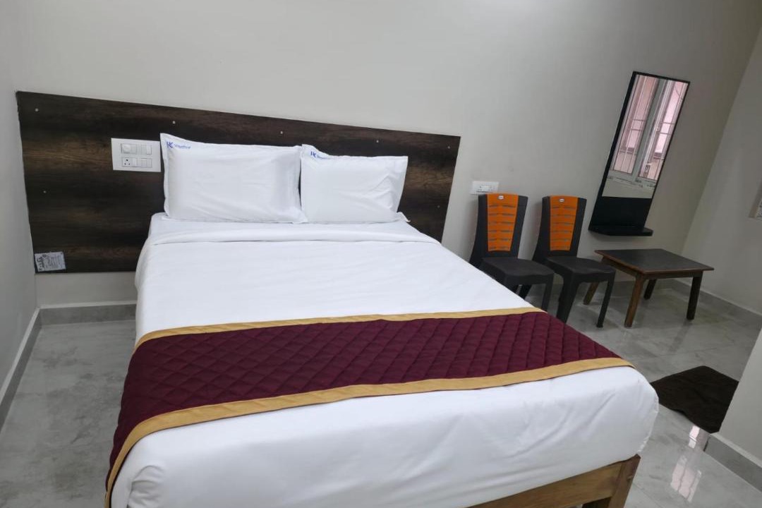 Photo of Bedroom in Tiruchanur