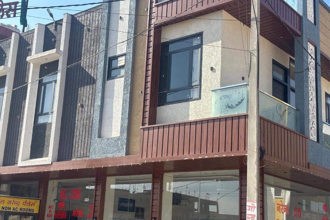 Photo of Buildings in Khatu