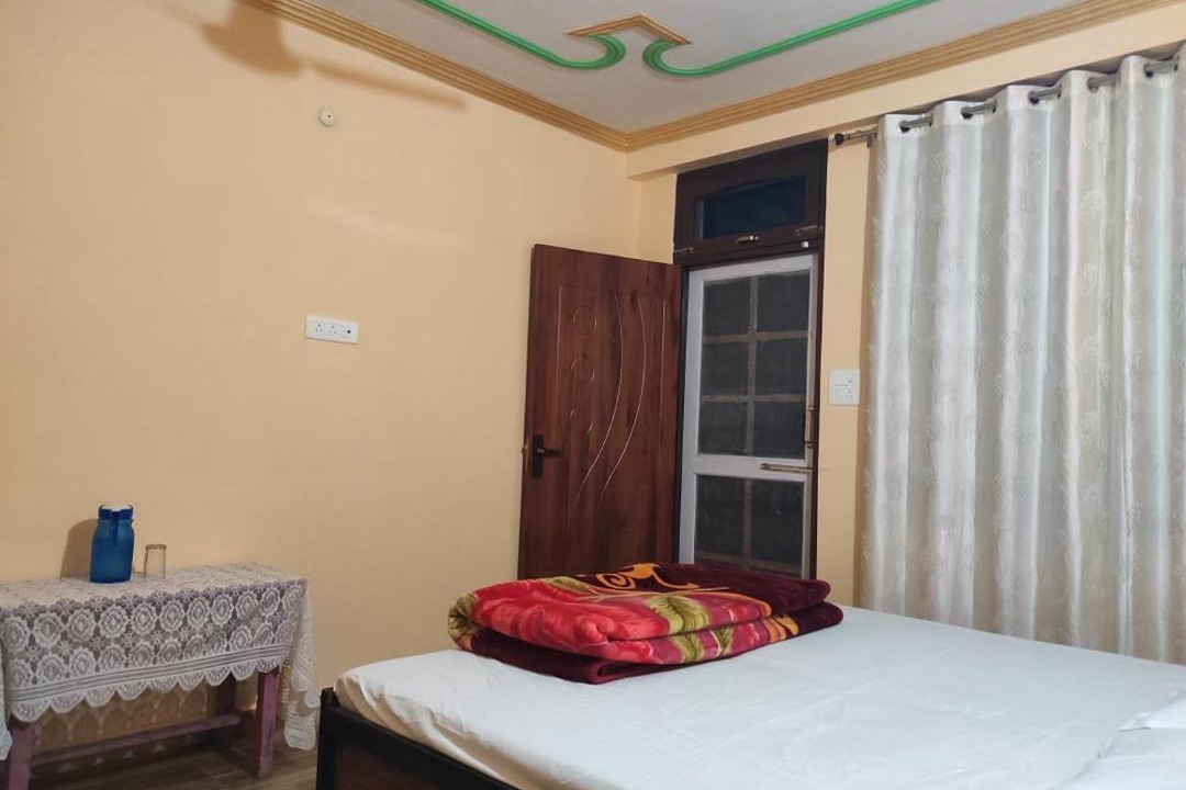 Photo of Bedroom in Sarahan