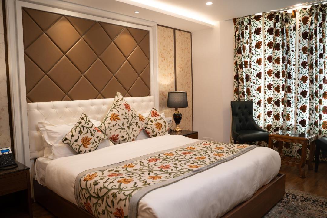 Photo of Bedroom in Gulmarg