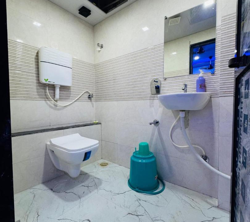 Photo of Others in Airoli