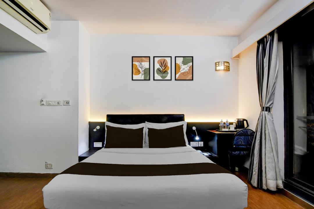 Photo of Bedroom in Ballygunge