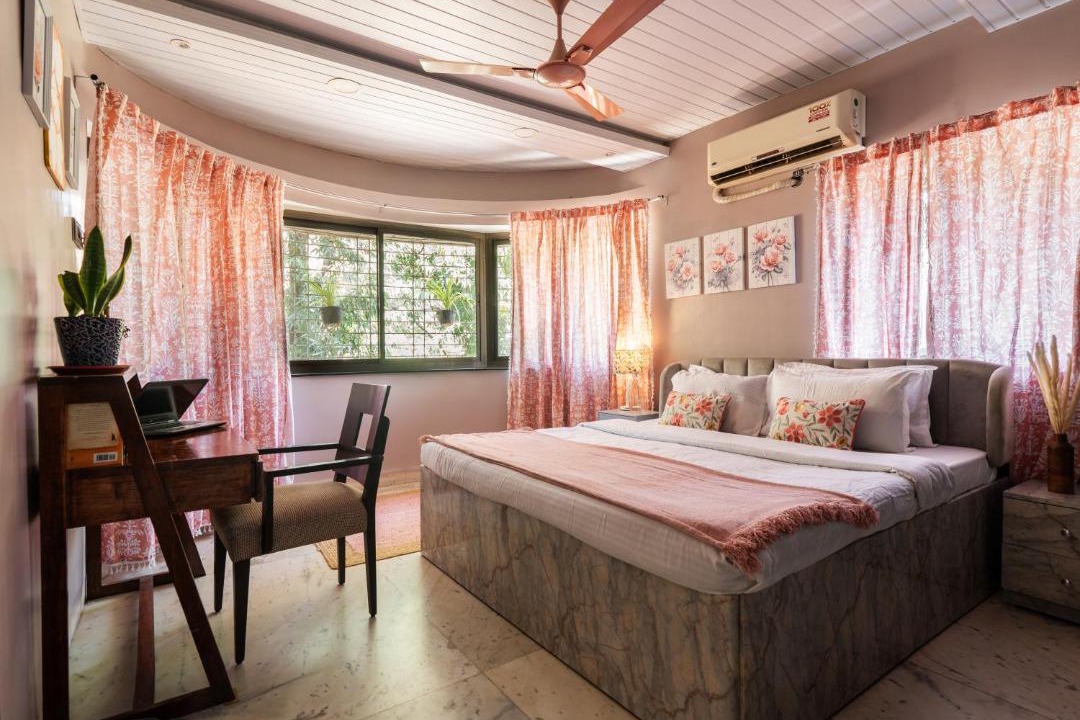 Photo of Bedroom in Mulund West