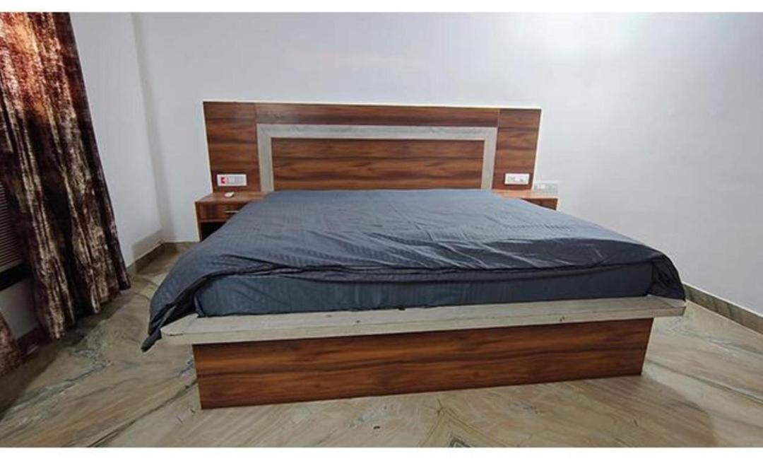 Photo of Bedroom in Sector 40
