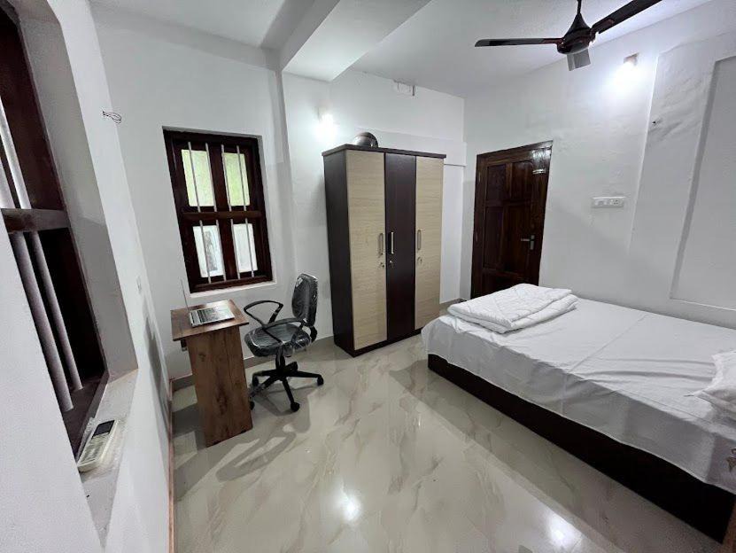 Photo of Bedroom in Hosdurg
