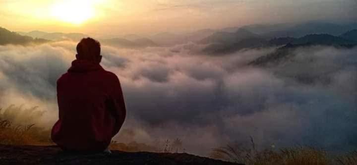 Photo of Human In Picture in Elappara
