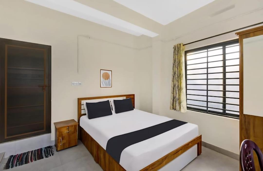 Photo of Bedroom in Amalavayal