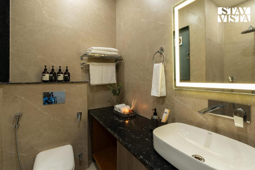 Photo of Bathroom in DLF Phase 3