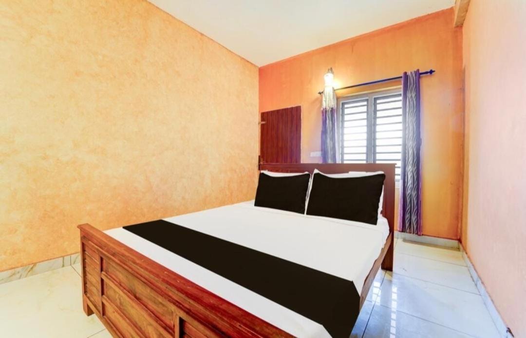 Photo of Bedroom in Kozhikode