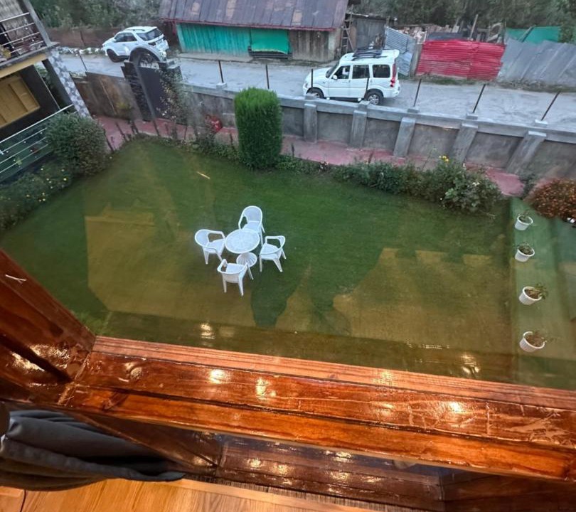 Photo of Others in Srinagar