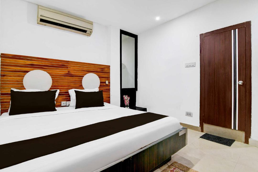 Photo of Bedroom in Ballygunge
