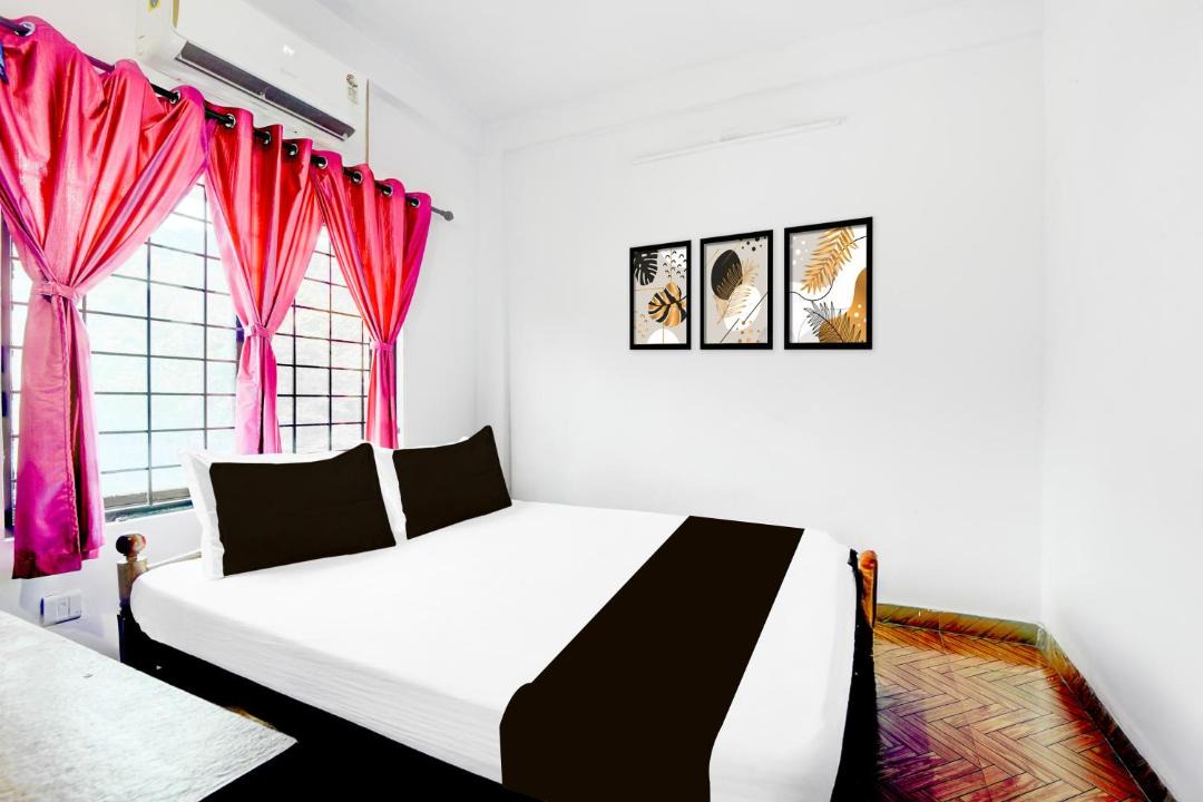 Photo of Bedroom in Mullurkara