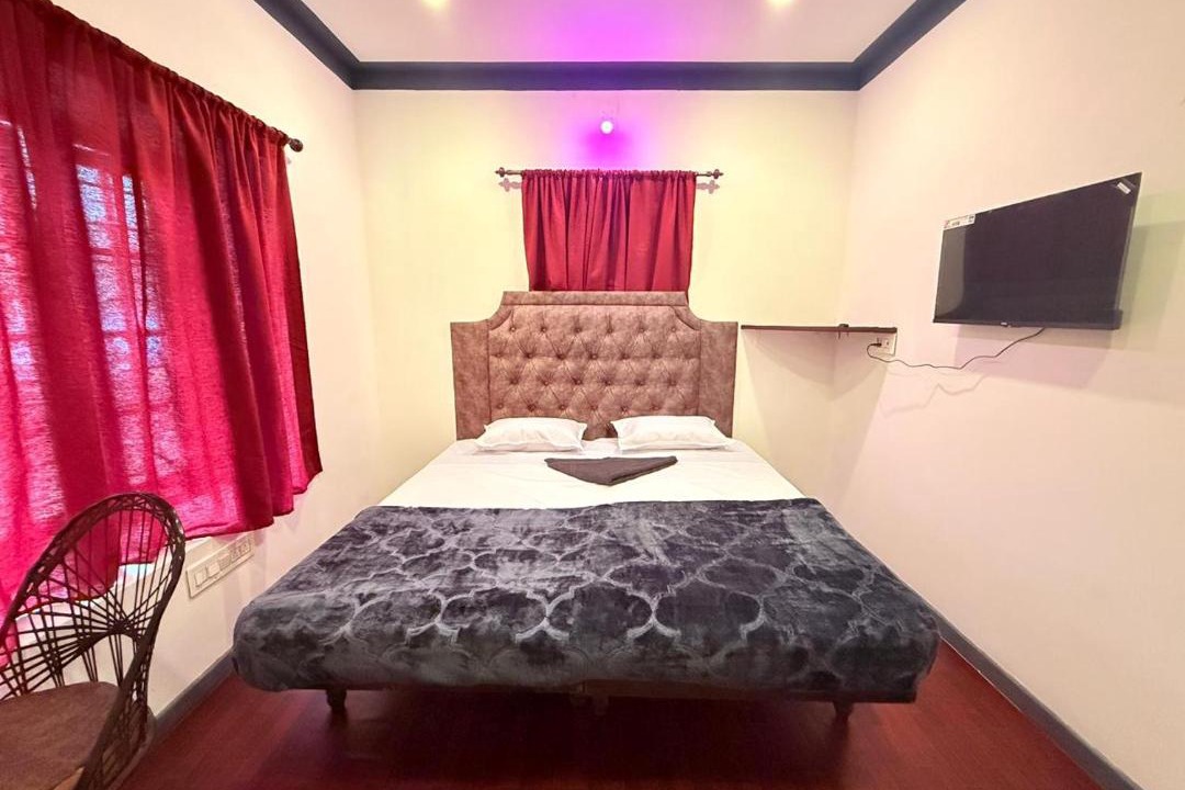 Photo of Bedroom in Peermade