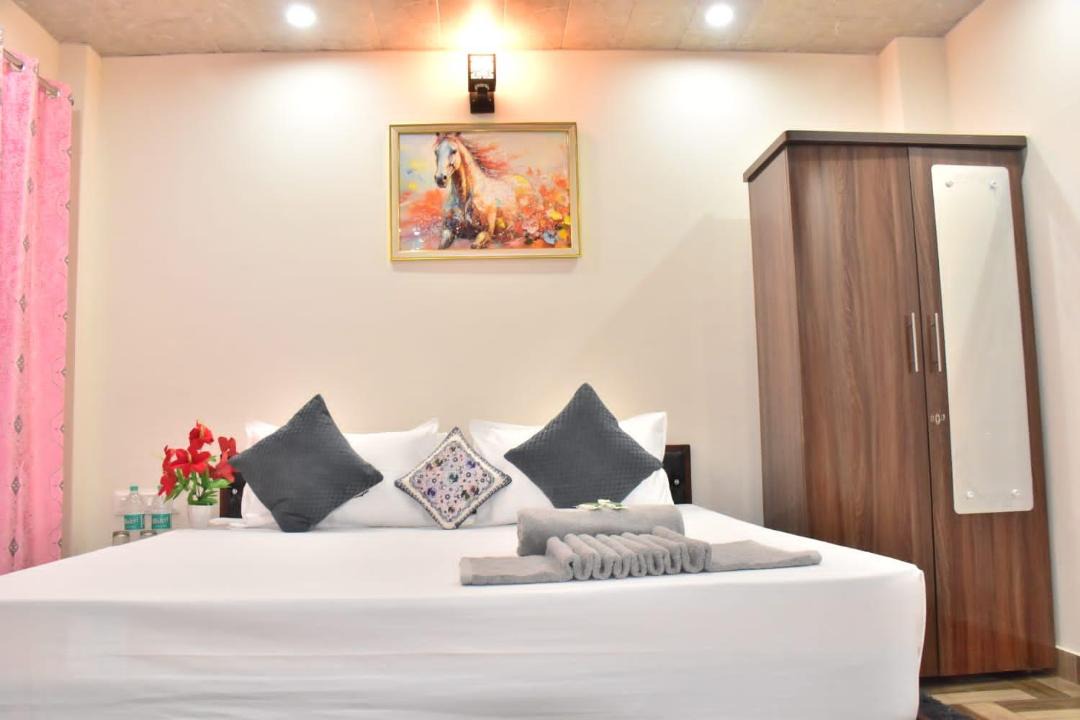Photo of Bedroom in Dharampur