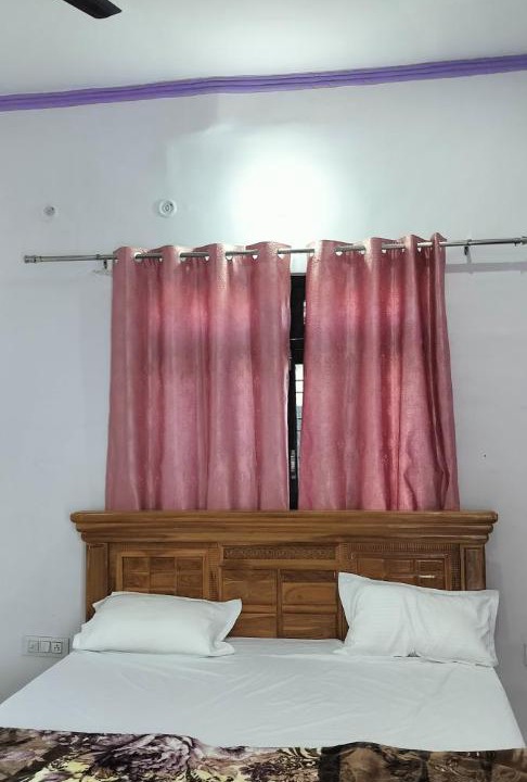 Photo of Bedroom in Almora