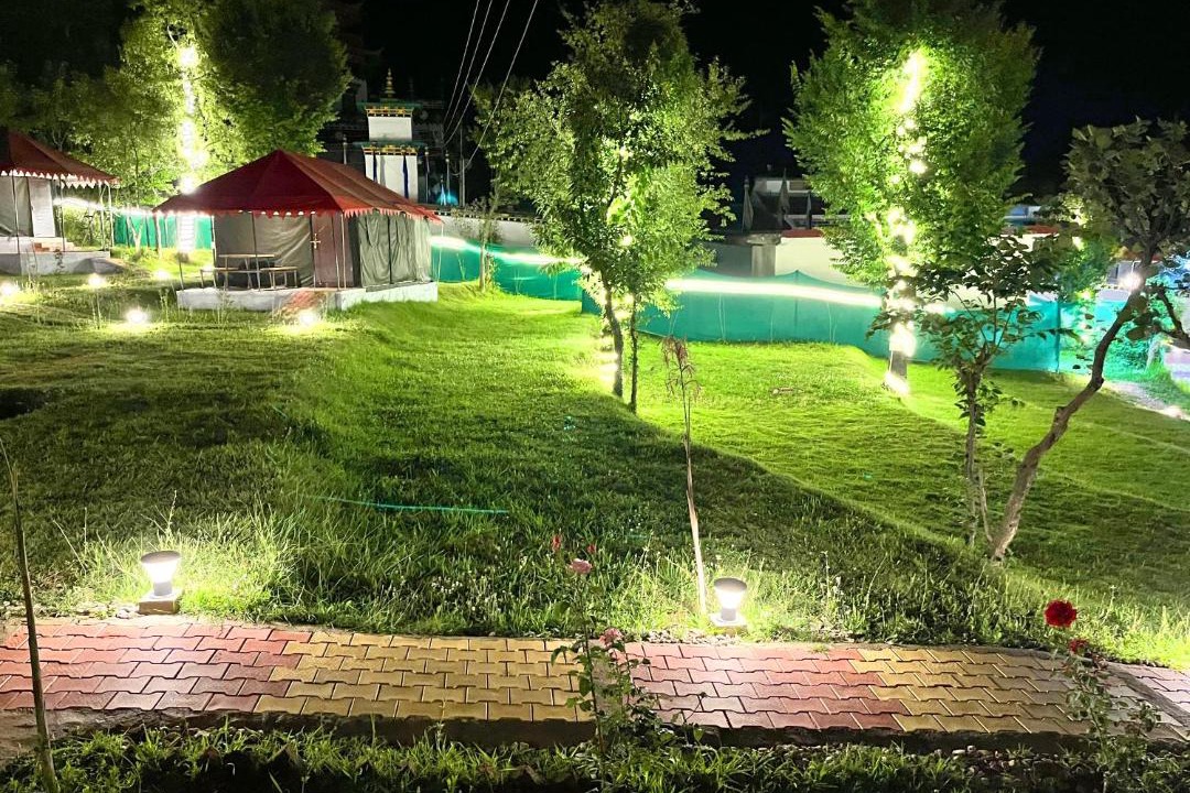 Photo of Others in Gunehr