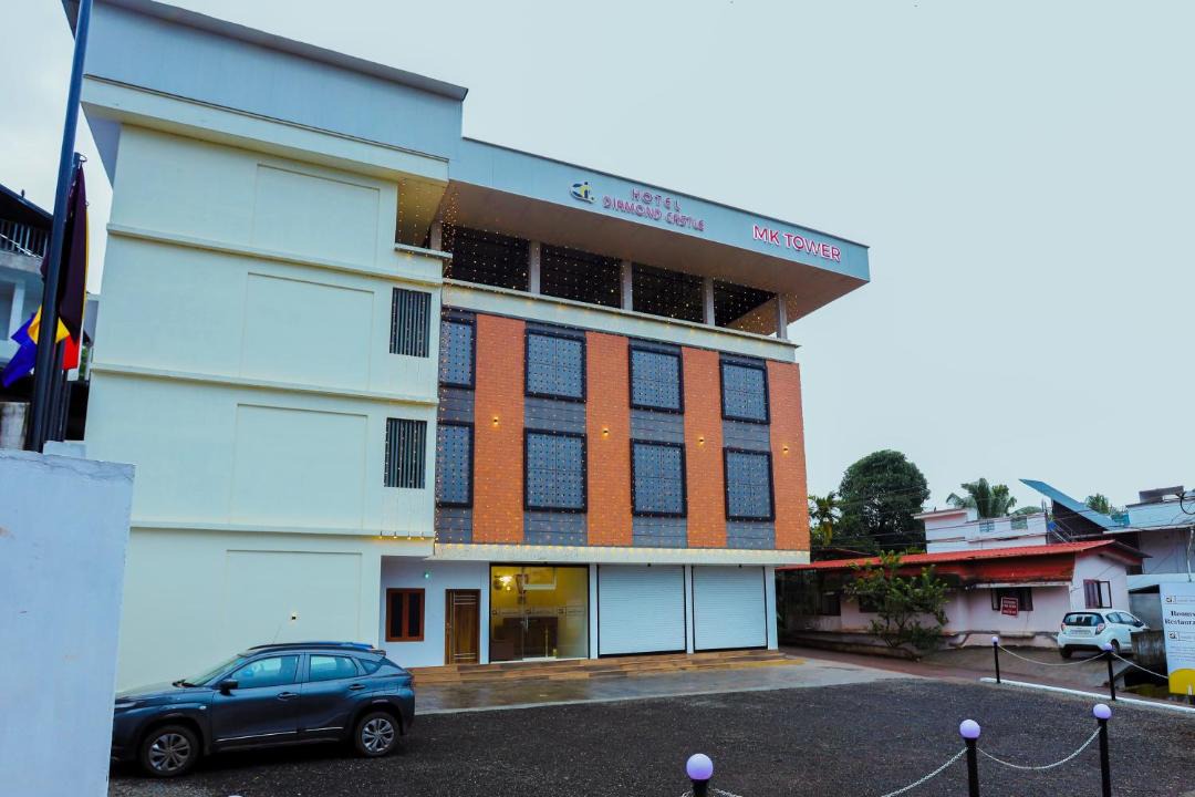 Photo of Buildings in Manjeri