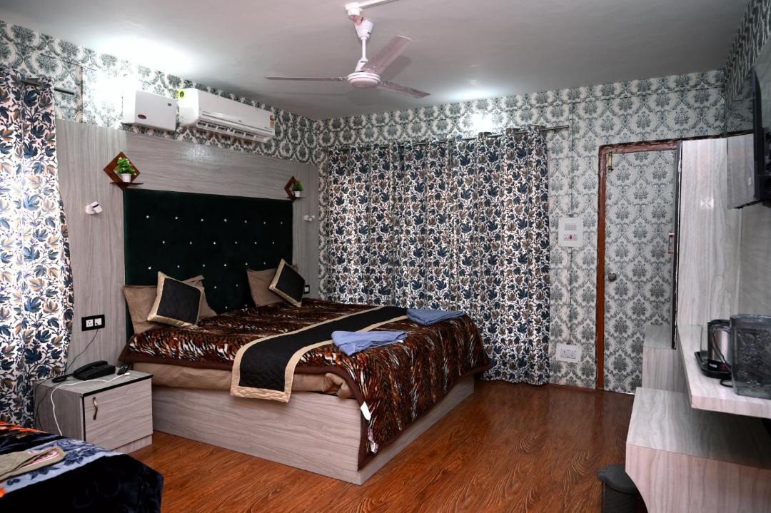 Photo of Bedroom in Rajbagh