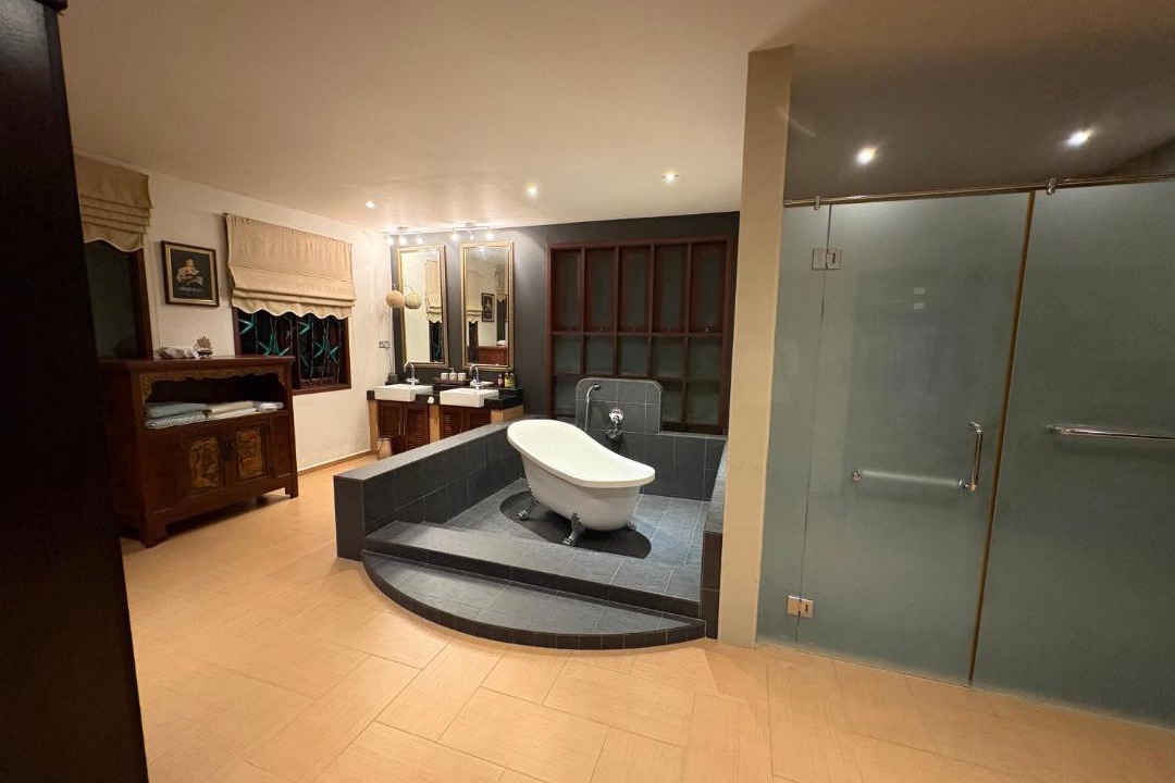 Photo of Bathroom in Padang Gaong
