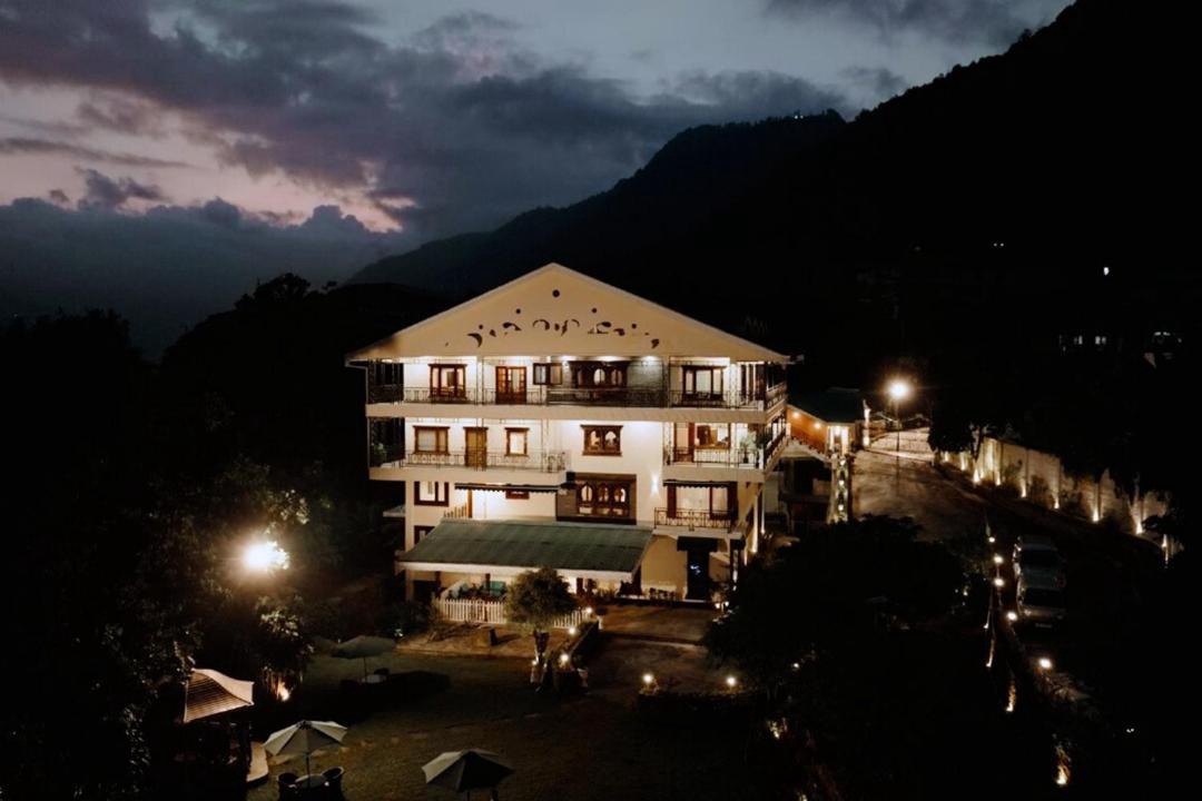 Photo of Others in Pelling