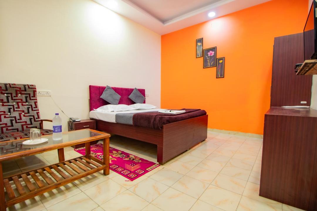 Photo of Bedroom in Jabalpur