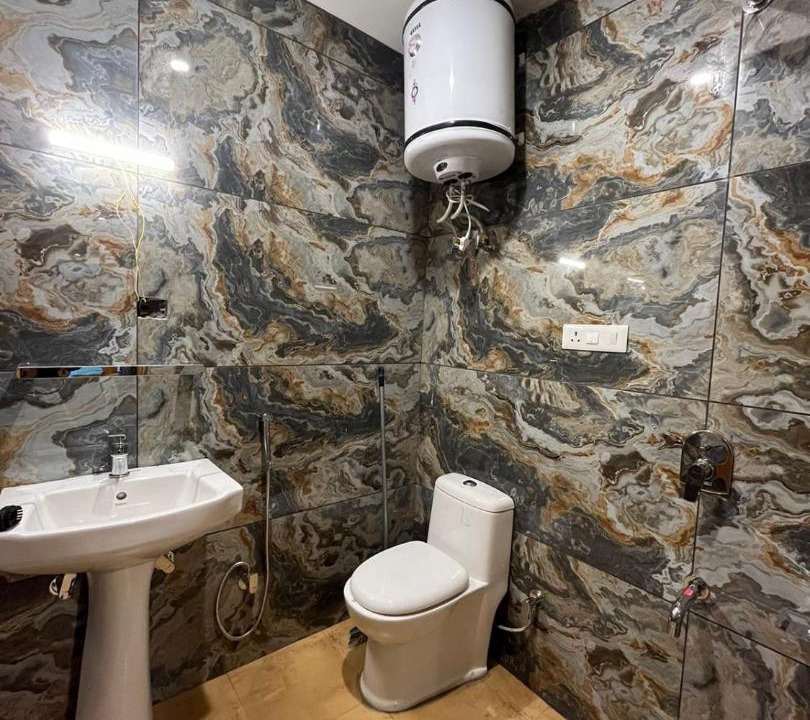 Photo of Bathroom in Aru Valley