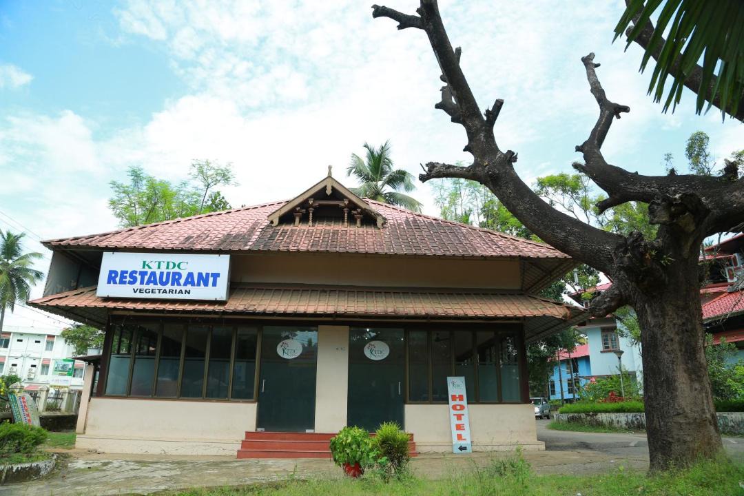 Photo of Others in Kuppaayil