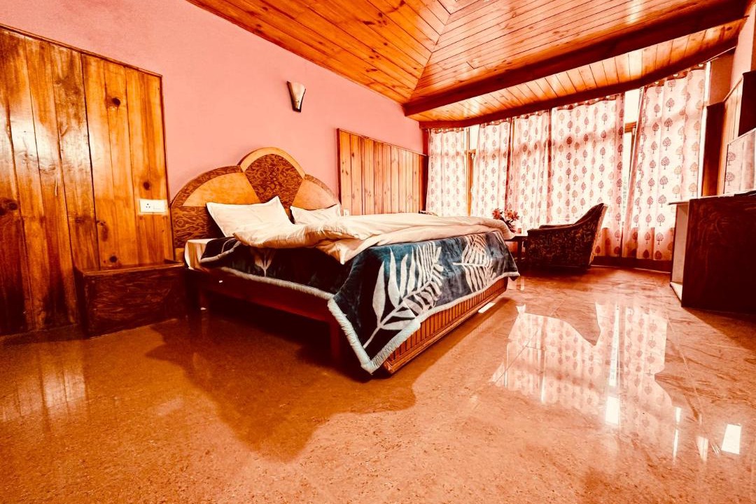 Photo of Others in Old Manali