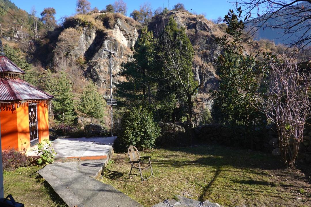 Photo of Others in Old Manali