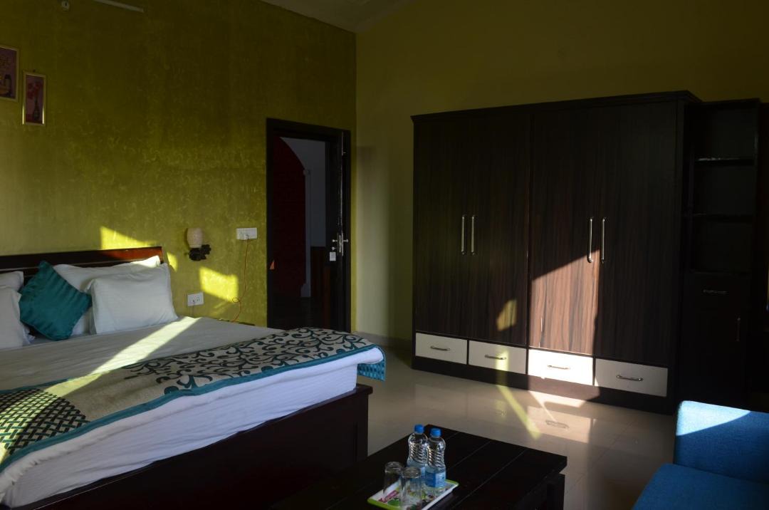 Photo of Bedroom in Bhimtal