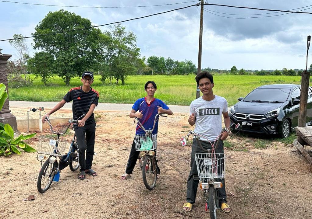 Photo of Human In Picture in Jerteh