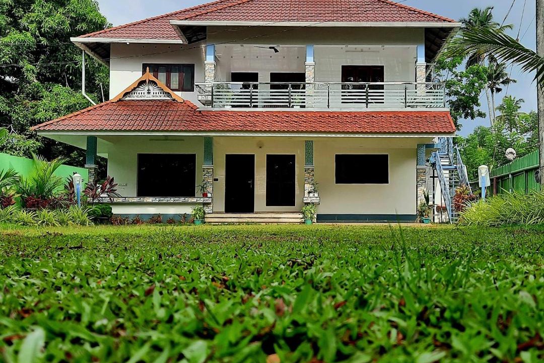 Photo of Buildings in Aryad South