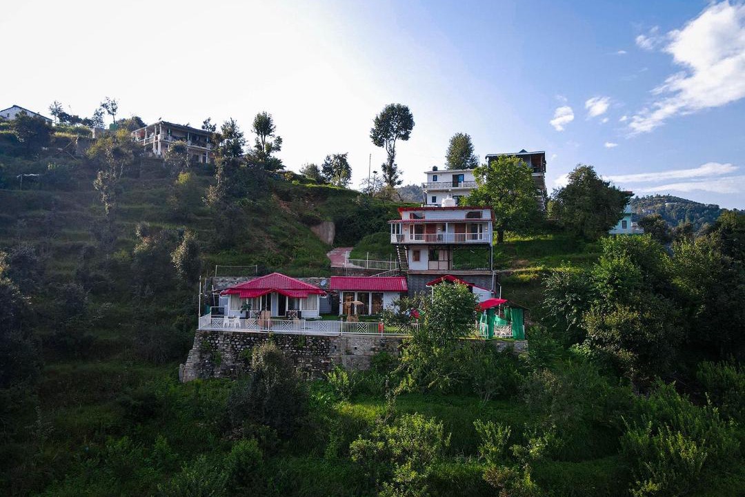 Photo of Others in Kaul