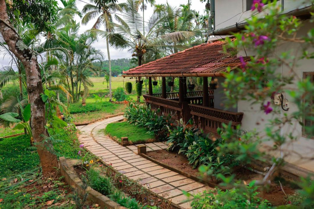 Photo of Others in Panamaram