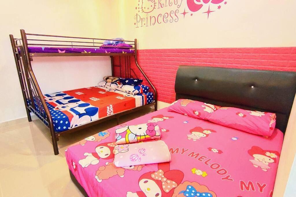 Photo of Bedroom in Taman Century