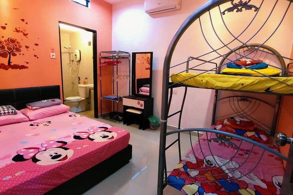 Photo of Bedroom in Taman Century