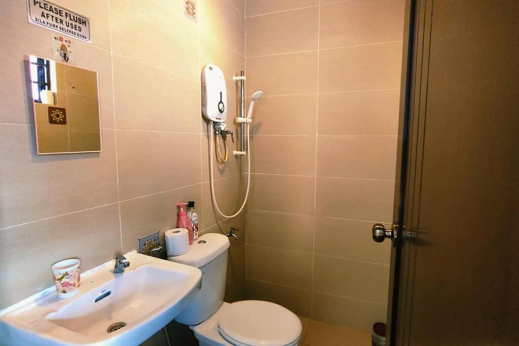 Photo of Bathroom in Taman Century