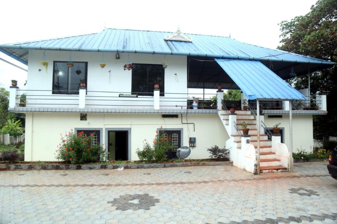 Photo of Buildings in Devikolam