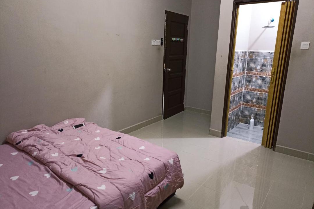 Photo of Bedroom in Seberang Baruh