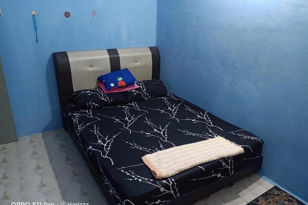 Photo of Bedroom in Kampung Padang Luas