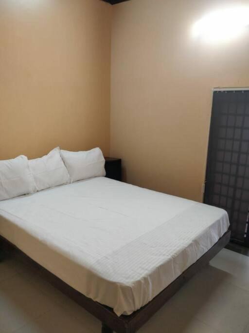 Photo of Bedroom in Alappuzha
