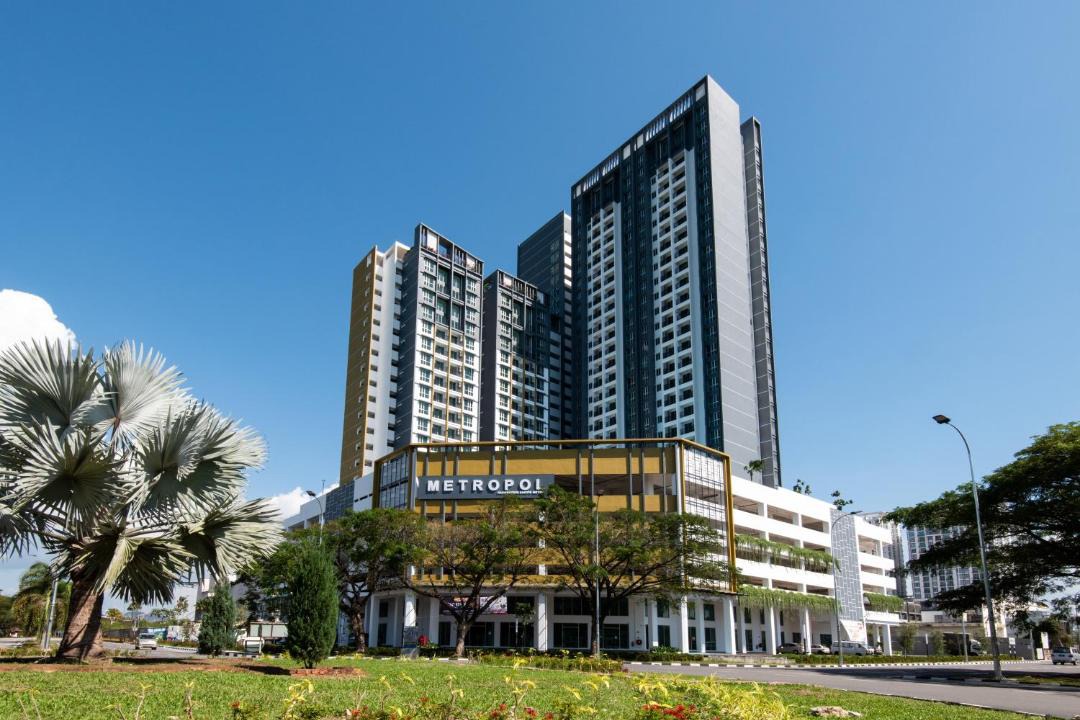 Photo of Buildings in Bandar Perda