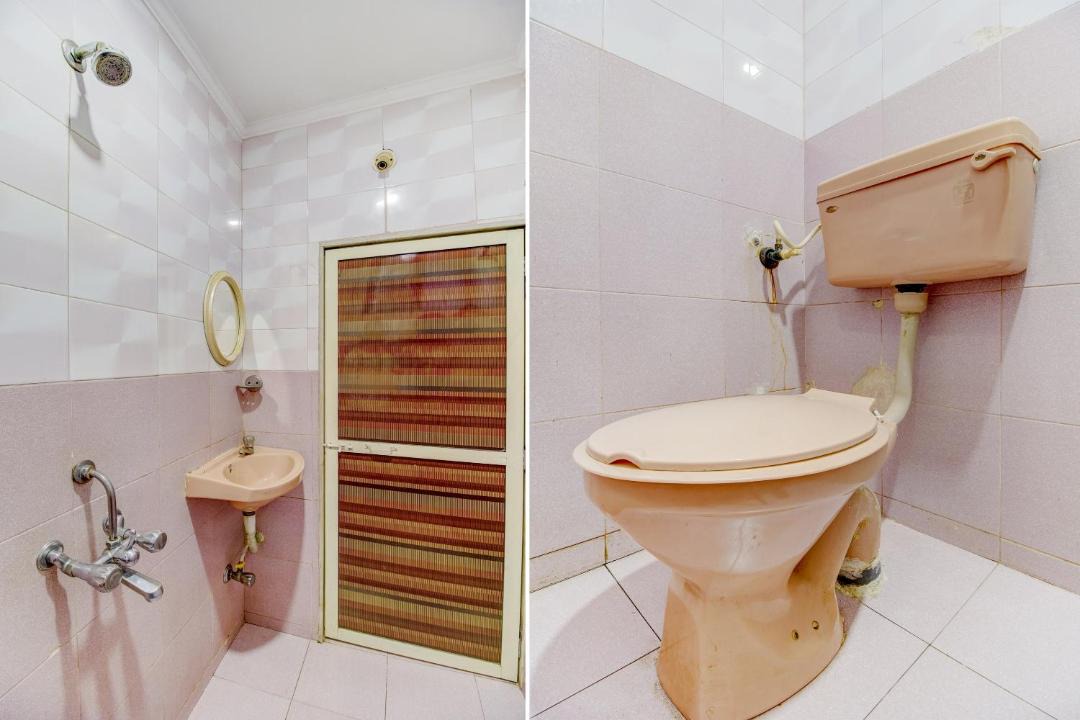 Photo of Bathroom in Navi Mumbai