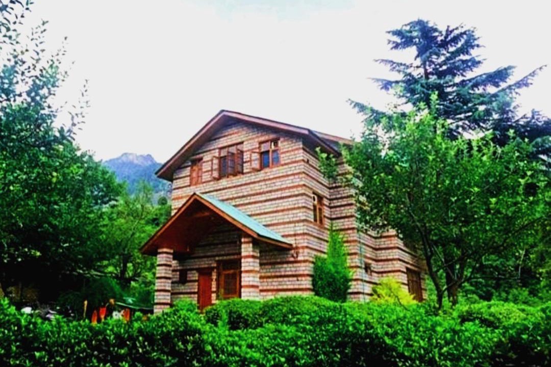 Photo of Buildings in Manali