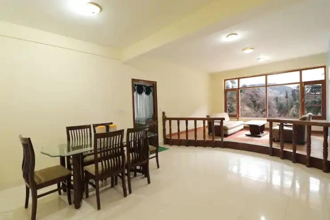 Photo of Livingroom in Manali