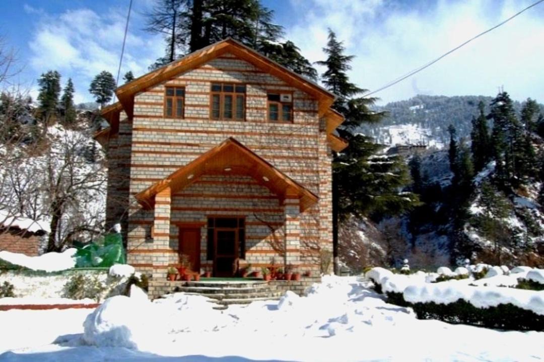Photo of Buildings in Manali
