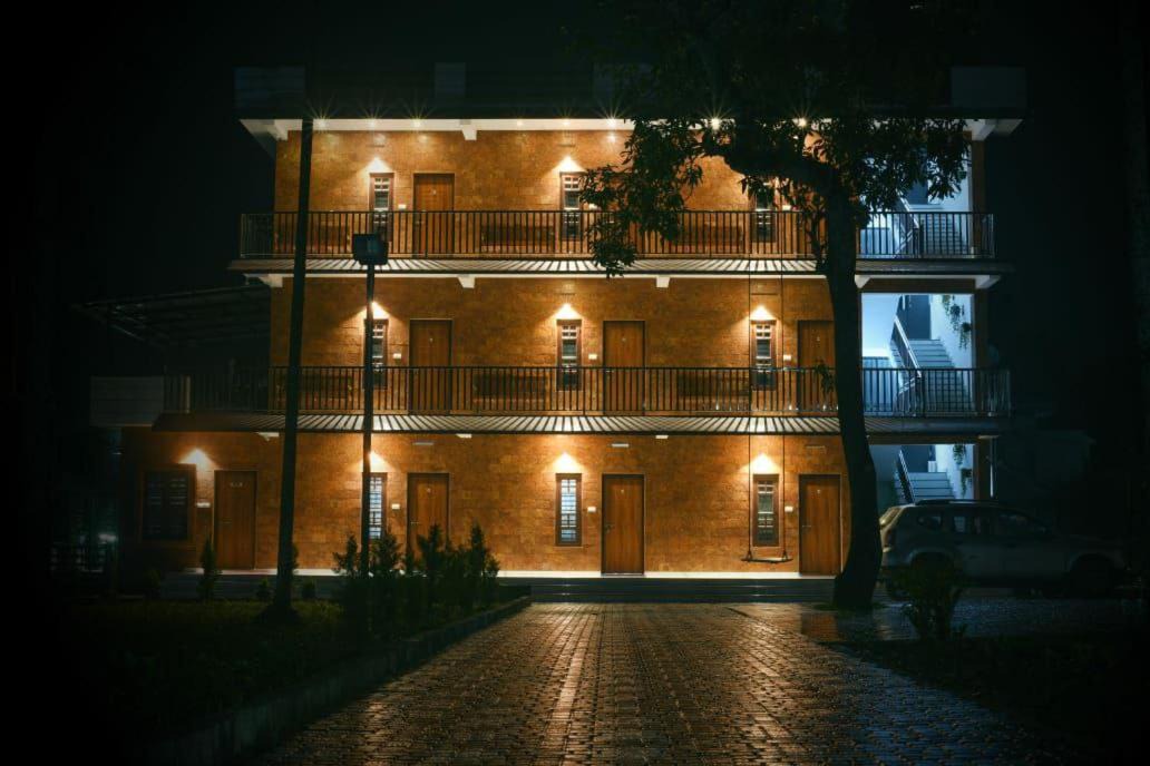 Photo of Buildings in Kalpetta