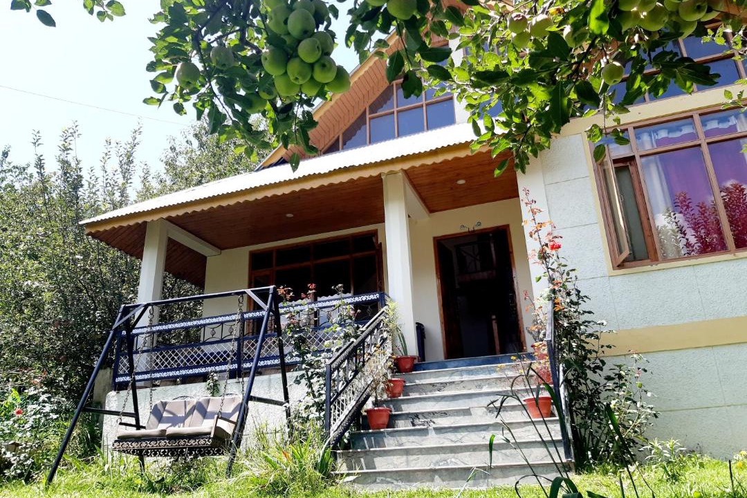 Photo of Buildings in Manali