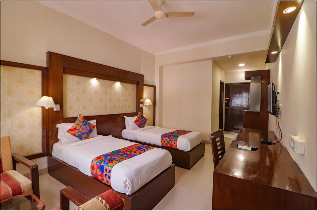 Photo of Bedroom in Taj Ganj